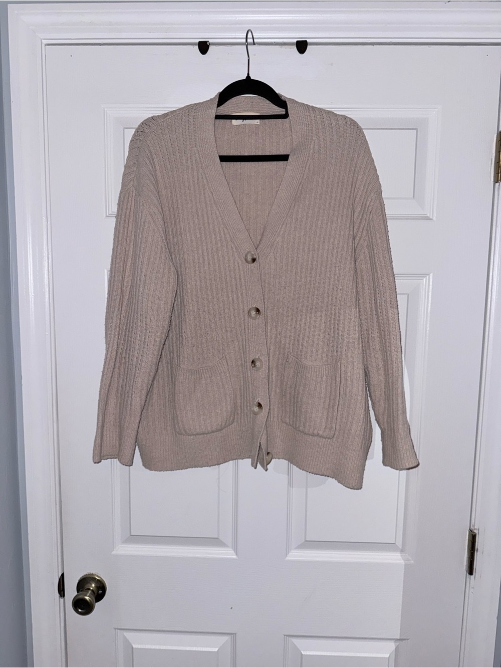 Carly Jean Los Angeles Ribbed V-Neck Button Cardigan - Taupe